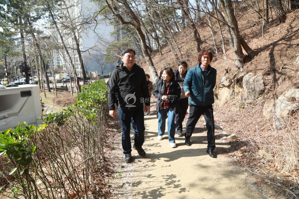 김종훈 동구청장, 봉대산 산책로 현장방문 의 사진