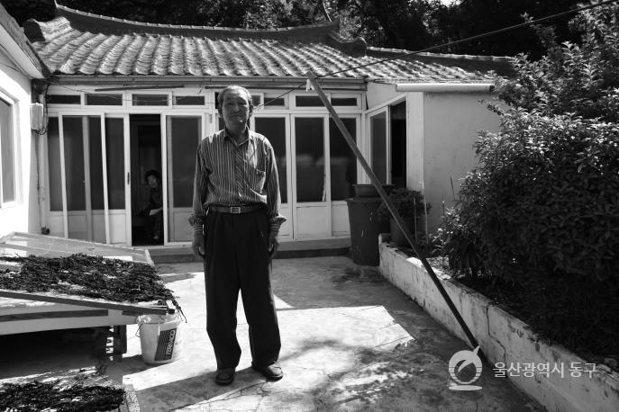 일산진마을박지석할아버지(흑백) 의 사진