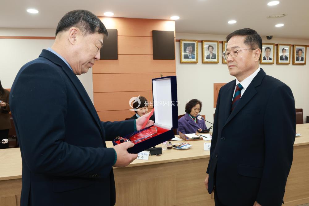 청소년 육성위원회의 사진