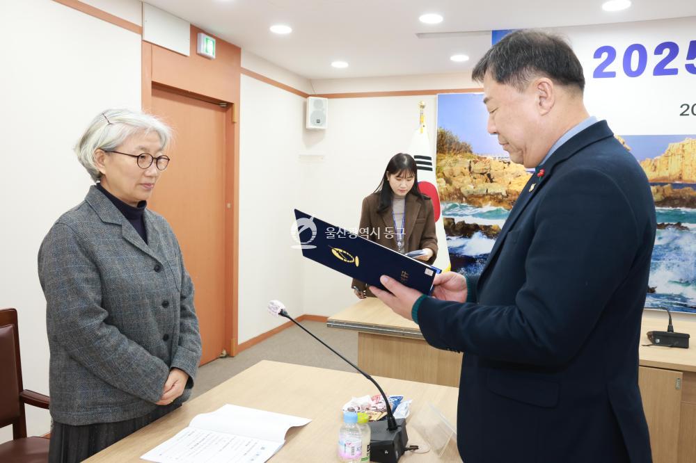 청소년 육성위원회의 사진