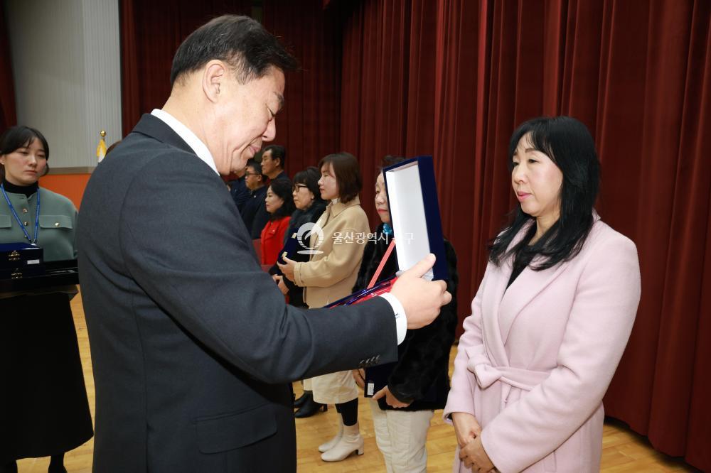 2025 종무식의 사진