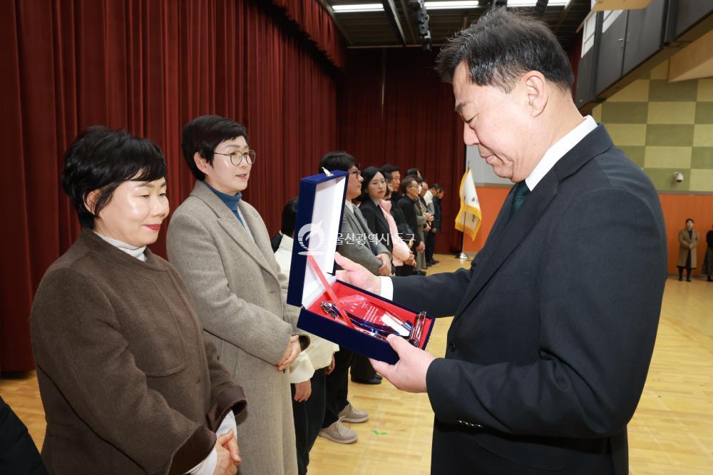 2025 종무식의 사진