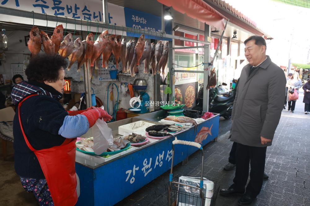 설맞이 전통시장 장보기 행사의 사진