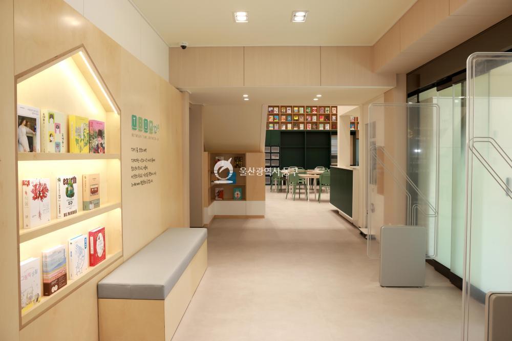 T:IM(틈) 1219 개관의 사진