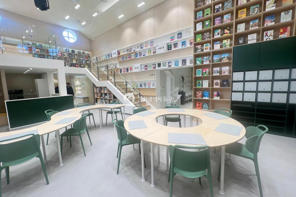 T:IM(틈) 1219 개관의 사진