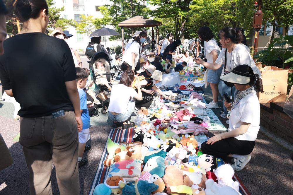 국공립어린이집 아나바다 나눔장터의 사진