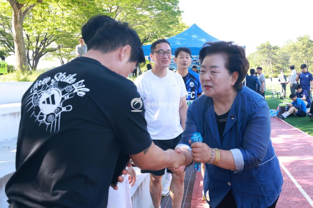 동구청장배 생활체육 축구대회의 사진