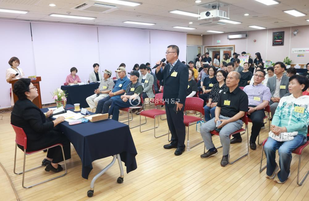 천기옥 동구청장, 화정동 초도방문의 사진