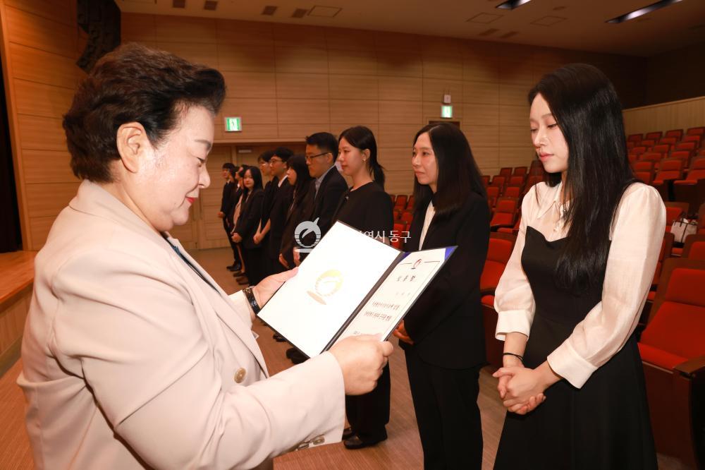 6급 이하 수시인사 임용장 수여식의 사진