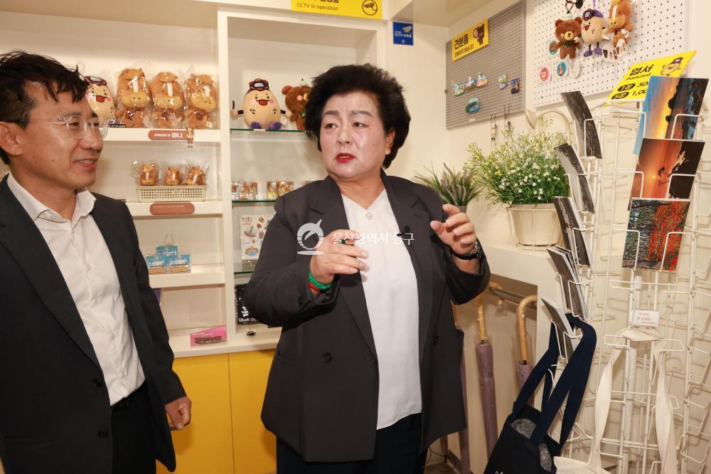 취임 100일 현장 간부회의의 사진