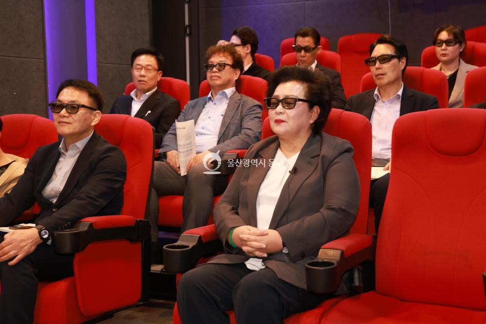 취임 100일 현장 간부회의의 사진