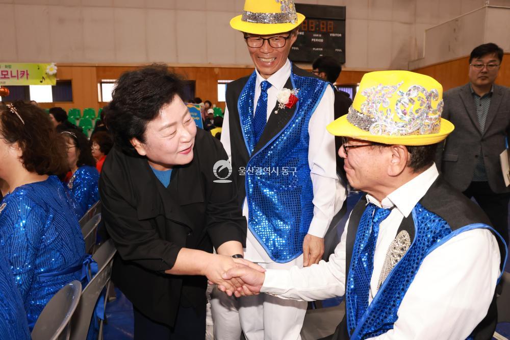울산시니어포럼 문화예술제의 사진