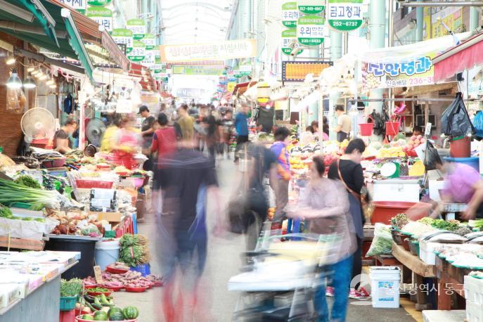 대송농수산물시장사람들의 사진