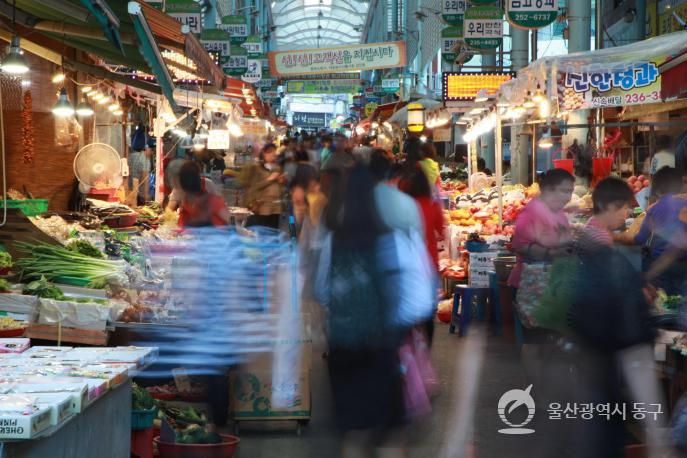 대송농수산물시장사람들의 사진