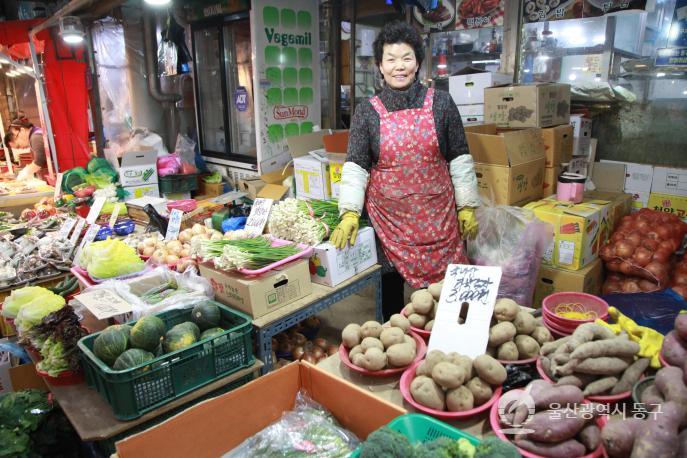 대송농수산물시장 야채가게의 사진