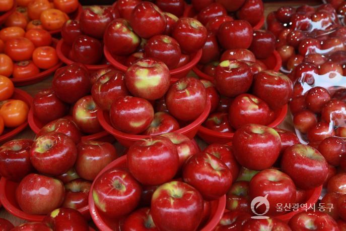 동울산시장 과일가게의 사진