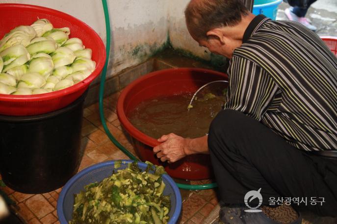 동울산시장 정원식당의 사진