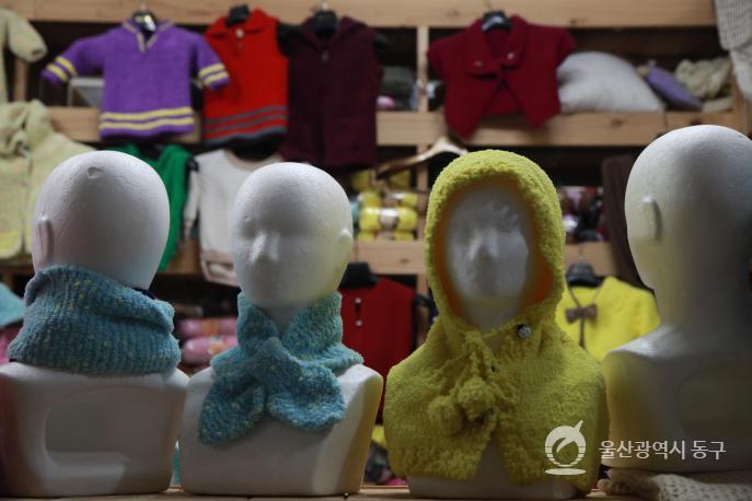동울산시장 뜨게방의 사진
