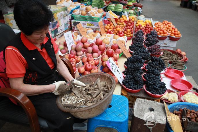 월봉시장 과일가게