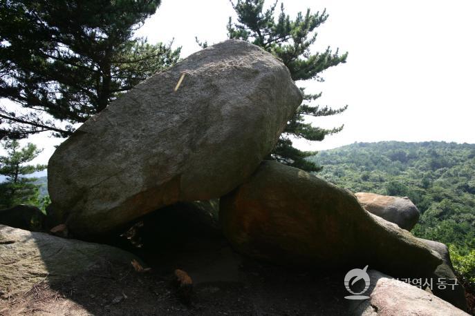 사람인바위 의 사진