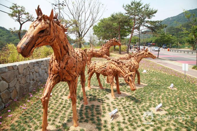 남목고개 오죽동산조성 준공식의 사진