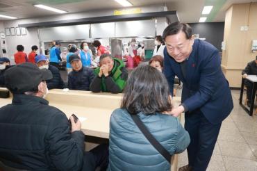 김종훈 동구청장, 남목노인복지관 방문의 사진