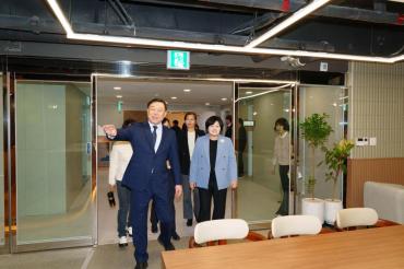 책놀이터 북적북적 개관식의 사진