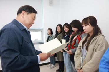 동구여성새일센터 산업안전 전문가 양성과정 수료식의 사진