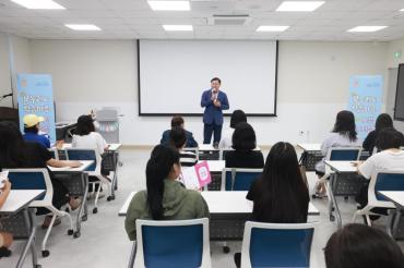 어울림학습마루 개관2주년 기념행사의 사진