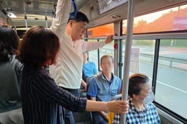 김종훈 동구청장, 버스노선 개편 현장체험