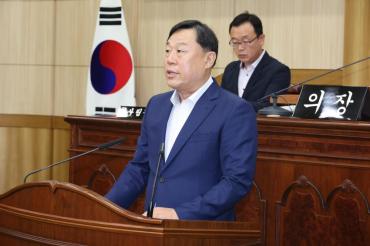 동구의회 임시회 추경안 설명의 사진