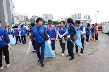 울산시 나잠회 바다청소의 날의 사진