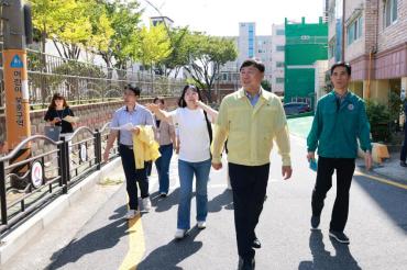김종훈 동구청장, 학부모 건의사항 현장확인