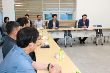 현대중공업 푸드꾸러미 전달식의 사진