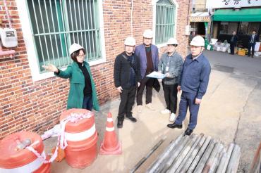 대송시장 공영주차장 건립 현장방문의 사진