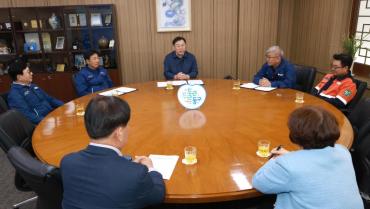 지역 일자리창출 상호협력 업무협약식의 사진