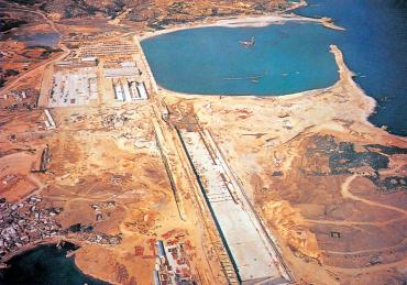 현대울산조선소 건설_1972의 사진