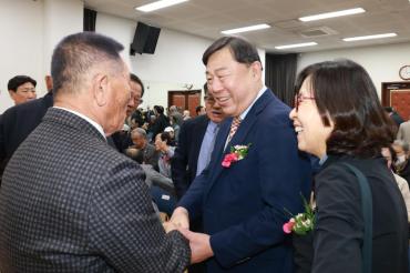 상이군경회 전몰군경유족회 위안행사의 사진