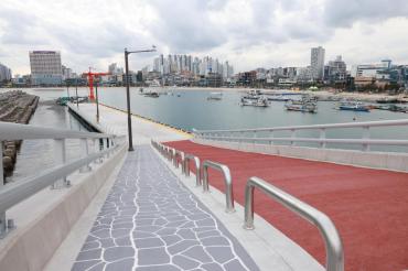 일산항 어촌신활력증진사업 준공식의 사진