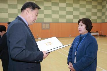 2026년 5급 이상 정기인사 임용장 수여식의 사진