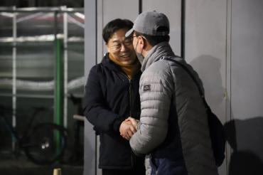 김종훈 동구청장, 새벽시간 노동자 고충 청취의 사진