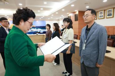 5급 이상 임용장 수여식의 사진