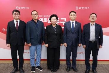 하반기 5급 이상 인사교류자 임용장 수여식의 사진