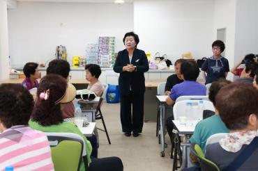 천기옥 동구청장, 방어진활어센터 상인 간담회