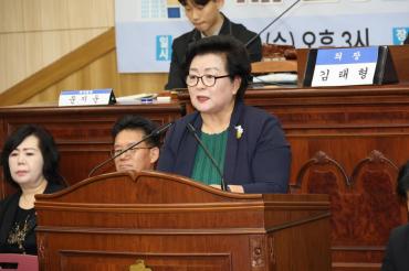 청소년 모의의회의 사진